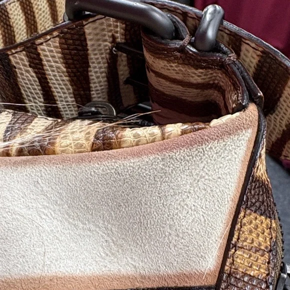 Unique Fendi Cream and Brown Oyster Suede Bag with Fur Accent - Picture 7 of 9